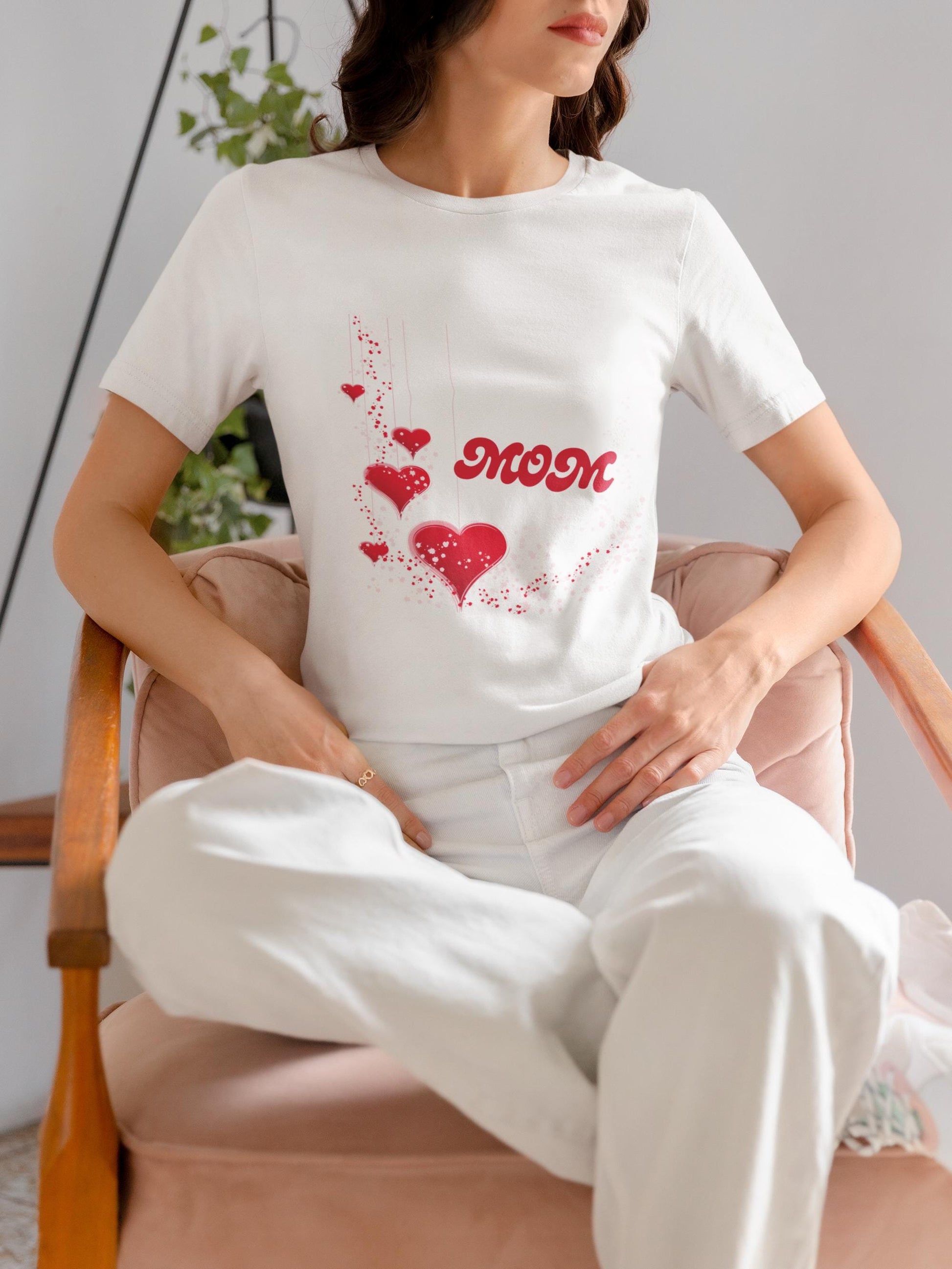 T-shirt Mom Tee Unisex Cotton Shirt – Heartfelt Gift for Mother's Day, Valentine Surprise & Cute Family Love Top